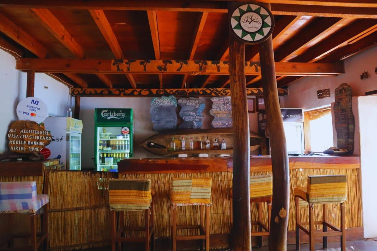 Mgoza Lodge Cape Maclear Экстерьер фото