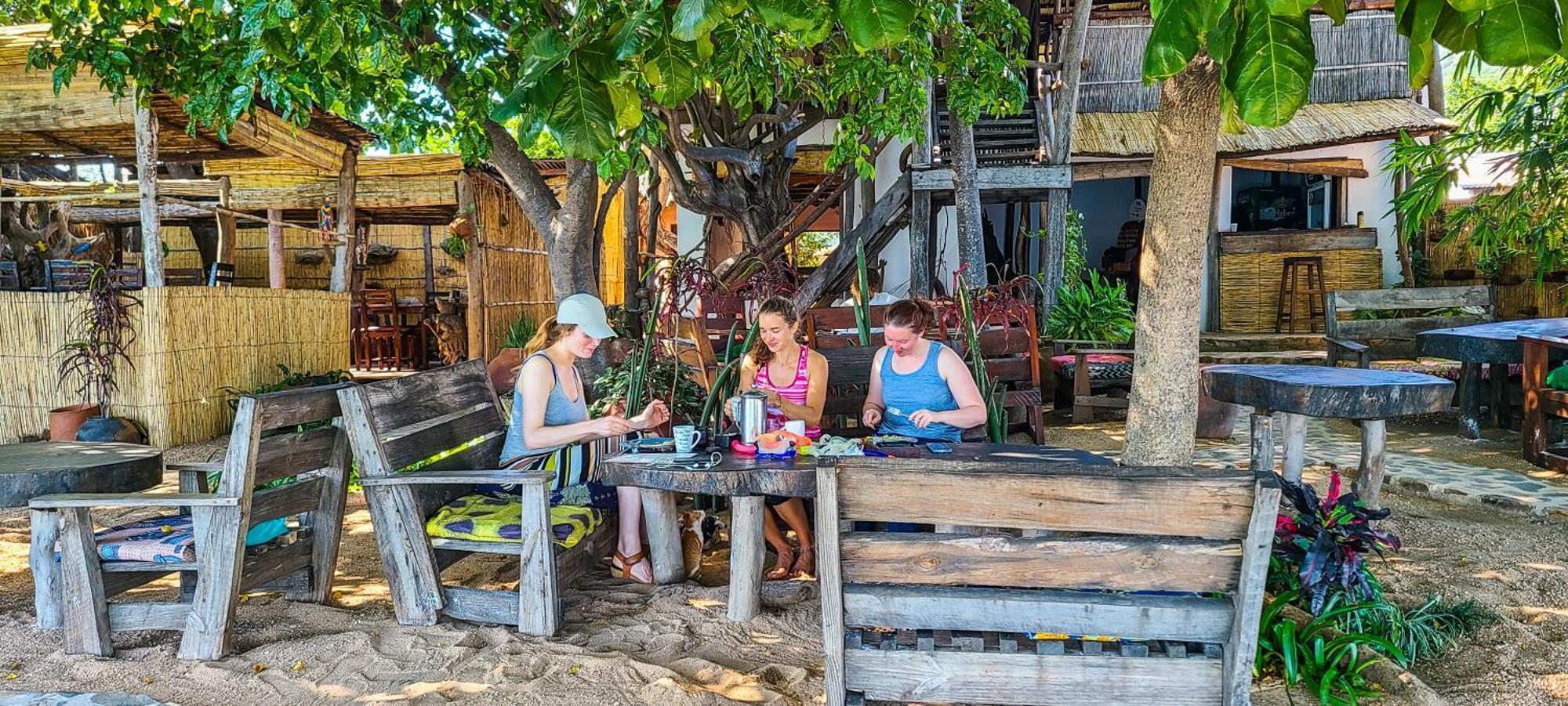 Mgoza Lodge Cape Maclear Экстерьер фото